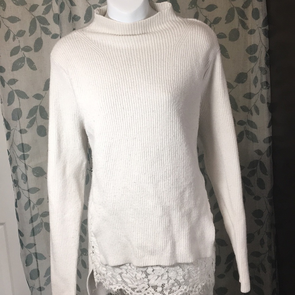 💟JENNIFER LOPEZ white sweater💟